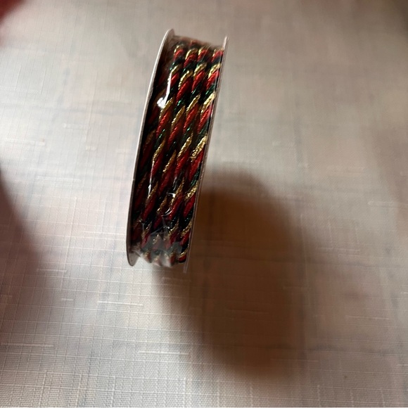 Holiday Craft Ribbon Bundle Wire ribbon velvet red 4” widelot; vintage hallmark - Picture 7 of 16